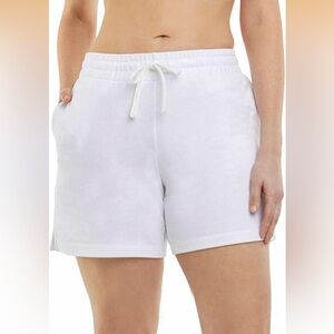 NWOT Danskin Now white cotton stretch pull-on shorts with pockets $28 - Medium